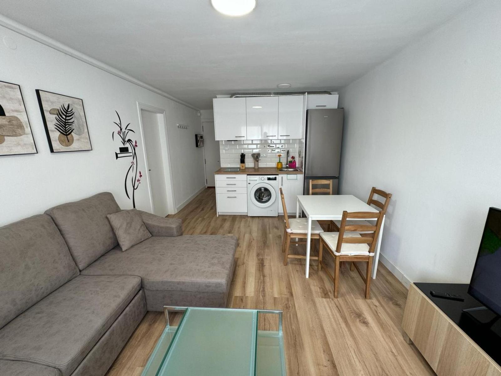 Acogedor Apartamento A 50 Metros Del Mar Cambrils Eksteriør bilde