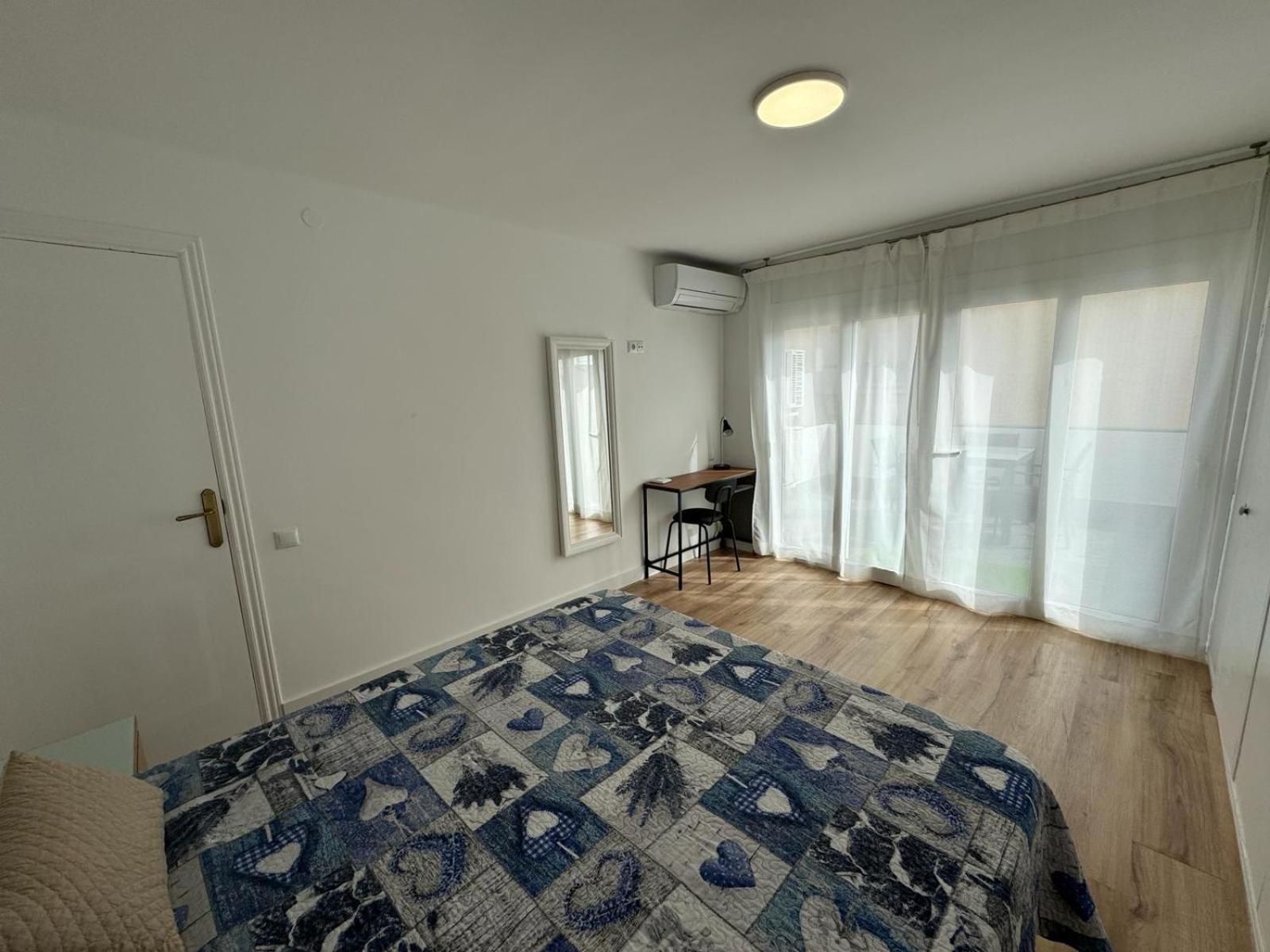 Acogedor Apartamento A 50 Metros Del Mar Cambrils Eksteriør bilde
